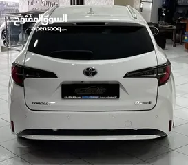  10 Toyota Corolla Station Hybrid 2021 بطارية ليثيوم