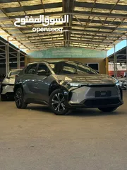  2 TOYOTA BZ4 Pro + Elite 2024