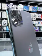  6 Used iPhone 11 Pro Max (256) GB  ايفون 11 برو ماكس مستعمل بحالة ممتازة  غير مفتوح او مبدل اي قطع ابد