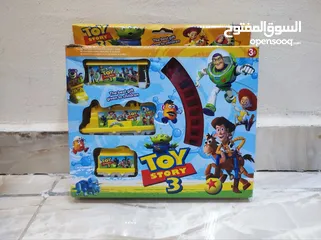  3 العاب اطفال شبه جديده - منزل - قطار - سكوتر - ماكينة تريكو