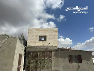  3 بركس للبيع في المنطقة الصناعية بيت امر