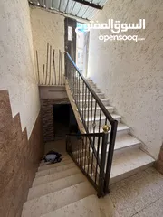  12 بيت مستقل للبيع