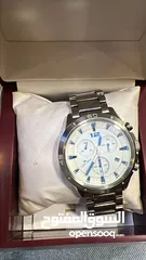 26 ساعات للبيع
