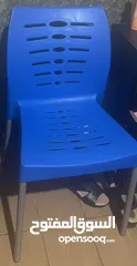  1 كرسي بلاستيك اصلي جديد
