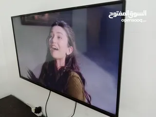  3 شاشة توشيبا شغاله 100% السعر نهائي