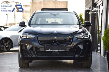  2 بي ام دبليو الفئة الثالثة iX3 كهربائية بالكامل 2024 BMW iX3 eDrive EV M Sport Night Package