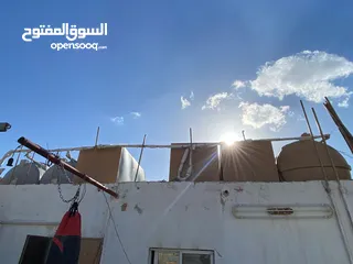  22 منزل بيت للبيع او للاستثمار مع إمكانية البناء على السطح