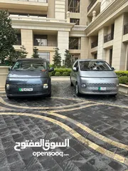  12 باص فان10ركاب لنقل الركاب والسياح وخدمات التوصيل من والى المطار والمعابر الحدوديه والجولات السياحيه