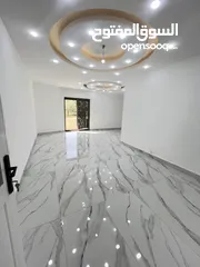  4 شقة طابق ارضي للبيع