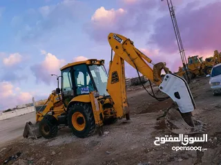  6 تأجير جرافات حفارات قلابات كافه انواع التعهدات