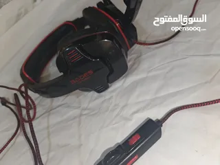  4 سماعه جيمنج فقط بي 5دنانير شامل التوصيل لجميع انحاء المملكه الاردنيه الهاشميه القطعه الأخيرة.