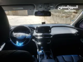  5 Hyundai santa fe  2019 4×4 Diesel 2000 Cc