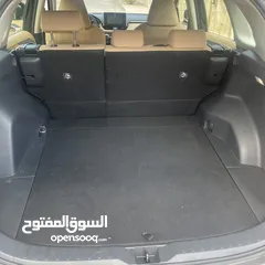  17 Toyota Rav4 model 2023  وارد الوكالة و ما زالت تحت الكفالة قطعت فقط 29 الف كيلو فحص كامل بلا حوادث