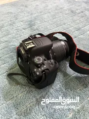  2 Canon EOS 700D