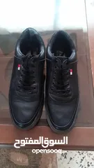  7 بنطلونين +جاكيت سويتر نايك + بوط للبيع ب 10