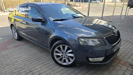  1 سكودا اوكتافيا 1400 تيربو بنزين بحالة الوكاله مفتاحين شركه عداد اصلي 103 الاف جنط 17