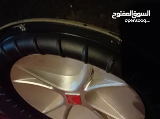  2 هوفر كيكر  امريكي