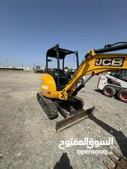  4 Small excavator GCB for rent