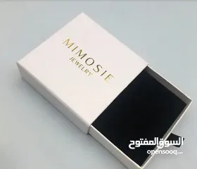  23 كيس كرتون وقماش طبعات وعلب كرتون