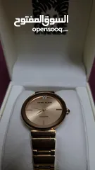  4 ساعه ANNE KLEIN للبيع