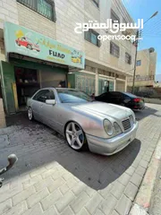  1 مرسيدس E240