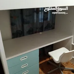  5 سرير اطفال وغرفة اطفال خزانه وتخت  ومكتب للدراسه جديد بلكرتونه