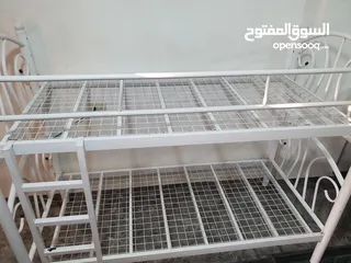  6 سرير حديد طابقين بحالة الوكالة