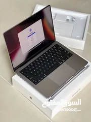  10 MacBook M2 Pro 2022 للبيع