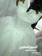  4 فستان ابيض