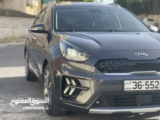  2 Kia Niro 2020 Touring Limited