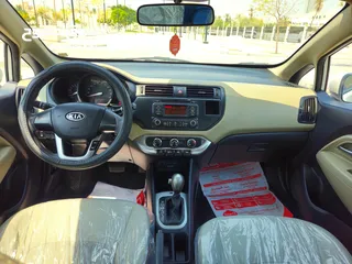  7 KIA RIO  MODEL 2013 WELL MAINTAINED SEDAN CAR FOR SALE URGENTLY