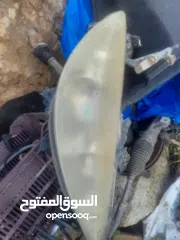  2 قطع بيجو 207. موديل 2012