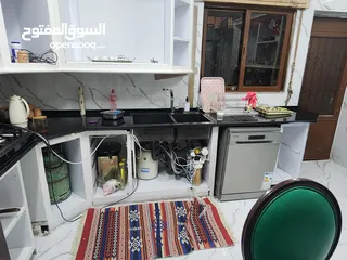  2 مطبخ بلوط مستعمل للبيع