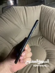  3 ايفون XS max نظيف ولا شخط للبيع