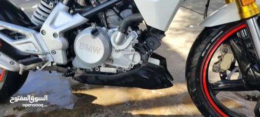  12 دراجة BMW G310R بحالة ممتازة ترخيص جديد
