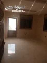  12 شقة مميزة للبيع