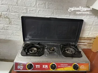  13 عدة مطعم كامله للبيع