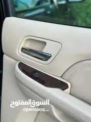  28 كاديلاك اسكاليد بنزين 2013 مخزن عداد 30 الف كيلو بلاتينيوم وارد شركه ابو خضر مالك اول فحص كامل