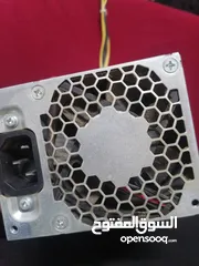  3 لوحة ام براند hp بحالة وكالة شغالة معها الباور سبلاي الاصلي لشركة hp للبيع