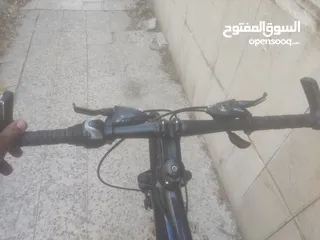  4 بسكليت مقاس 26 مستعمل في حالة الجديد من ماركة جلو واي جنط 6 ريش كتير قوي ومتين