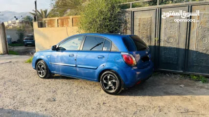  1 كيا ريو 2011