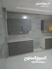  17 شقة فارغة للايجار في منطقة عبدون