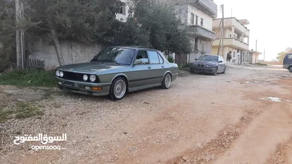  3 BMW e28 535i