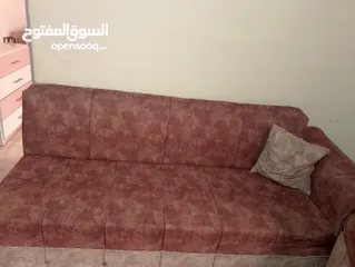  6 كنب مع طاولات وبرداي وسجادة