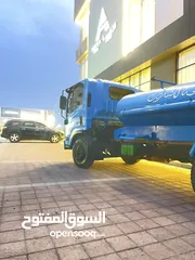 2 نقل مياه الشرب المعبيله Delivery of drinking water in Seeb Al-Ma'abela