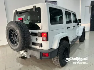  3 Jeep Wrangler Sahara