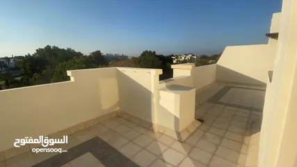  8 3Me33Luxurious 5+1BHK villa for rent in MQ