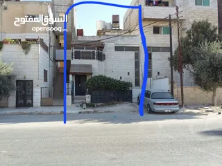  9 بيت 3 طوابق دوبلكس للبيع