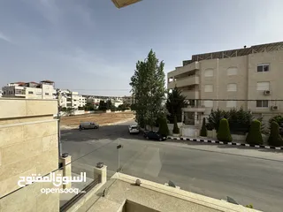  9 شقة مميزة باجمل مناطق النخيل مساحة221م طابق اول بتشطيبات مميزة