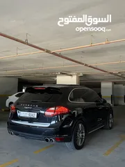  6 Porsche cayenne s